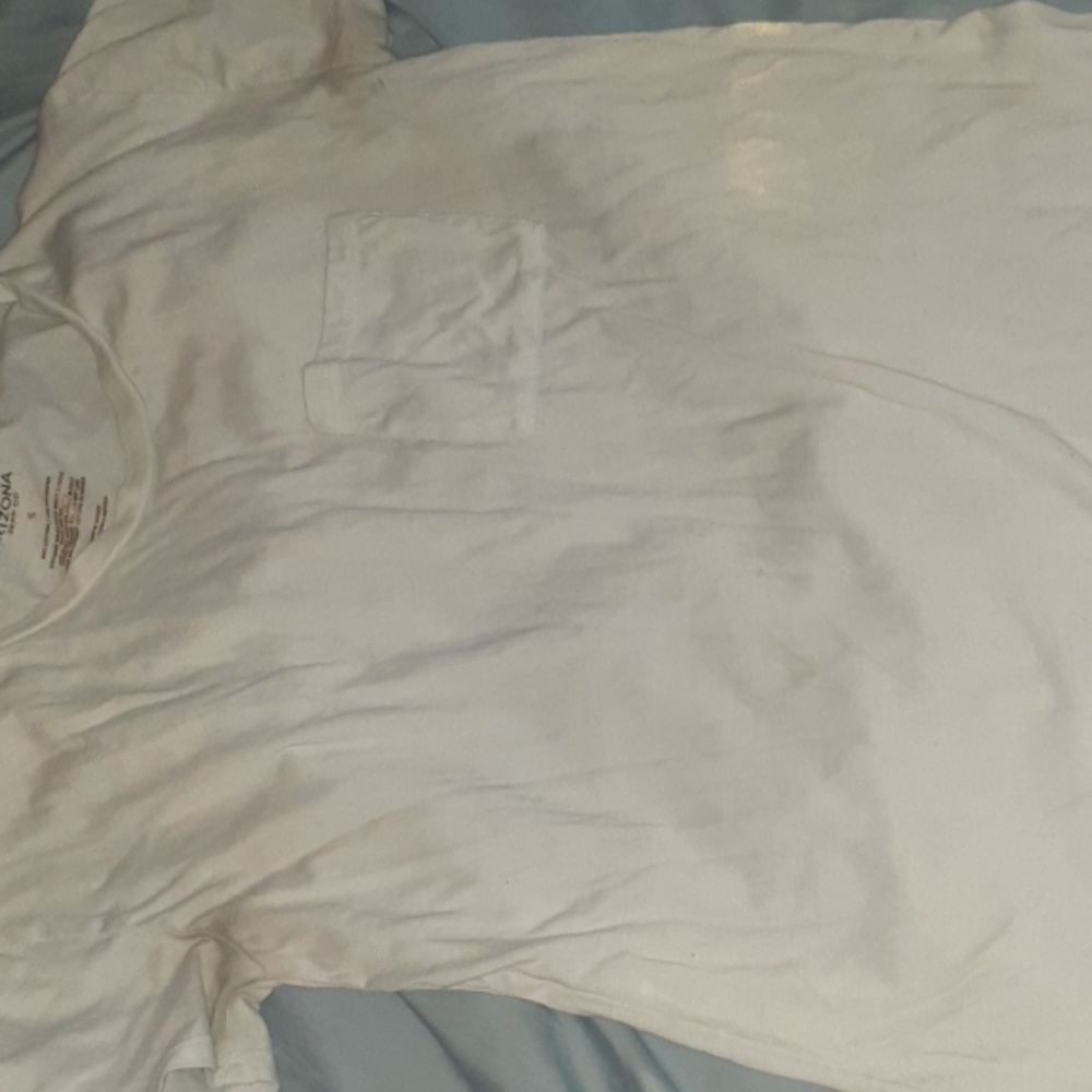 A white shirt size S